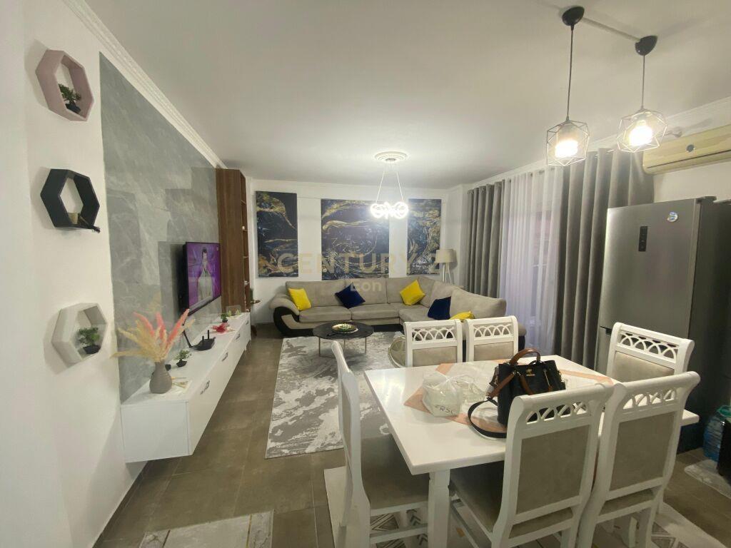 SHESIM APARTAMENT 2+1+2 PRANE SHKOLES EFTALI KOCI!