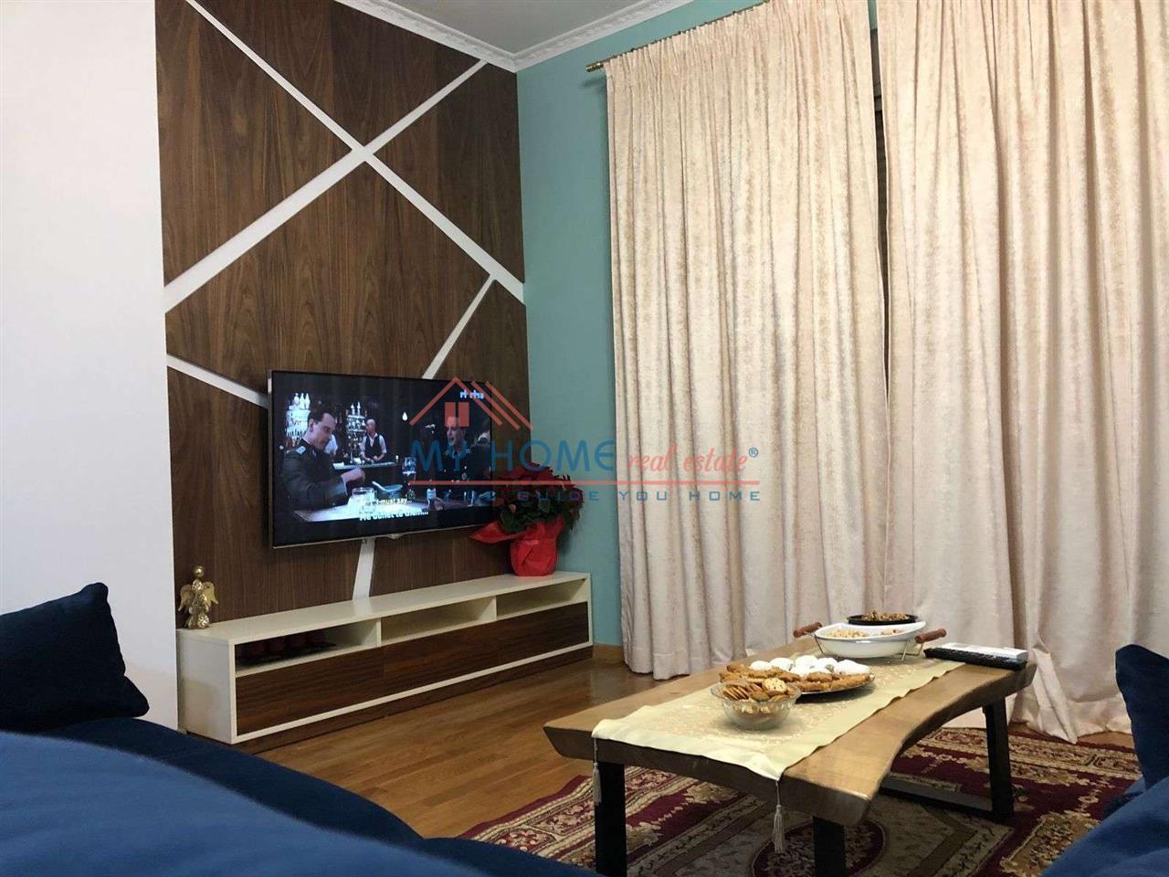 Apartament 2+1+Parkimi me Qira tek Liqeni Thate