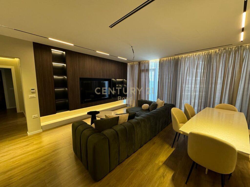 Residenca Lake View, Japim me Qira Apartament me Pamje