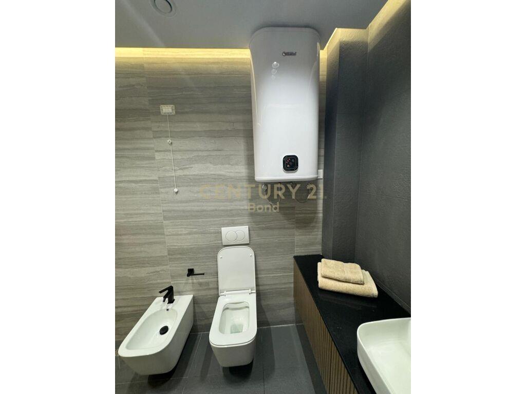 Residenca Lake View, Japim me Qira Apartament me Pamje