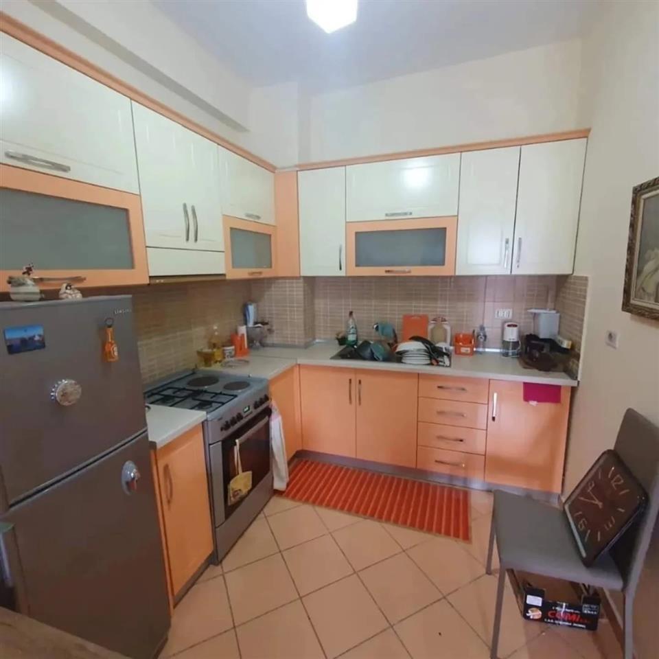 Apartament me qera 1+ 1 Lumgomare Vlore