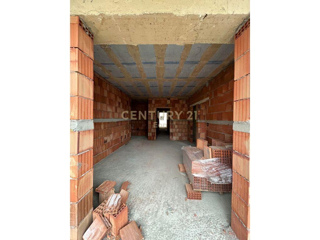 EXCLUZIVE SHITET APARTAMENT 1+1 NE GOLEM , 100M NGA DETI !