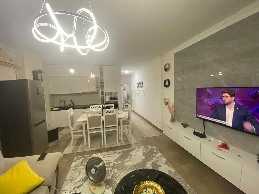 SHESIM SUPER APARTAMENT 2+1+2 PRANE SHKOLES EFTALI KOCI! Du