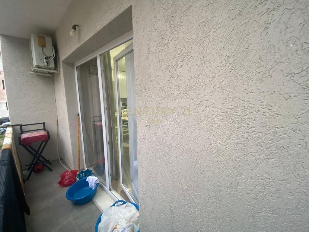 SHESIM SUPER APARTAMENT 2+1+2 PRANE SHKOLES EFTALI KOCI! Du