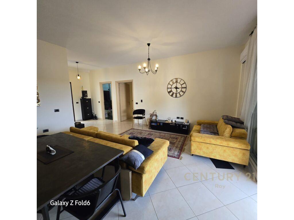 SHITET APARTAMENT 2+1+2 ME PAMJE DETI NE GOLEM 70M LARG PLAZ