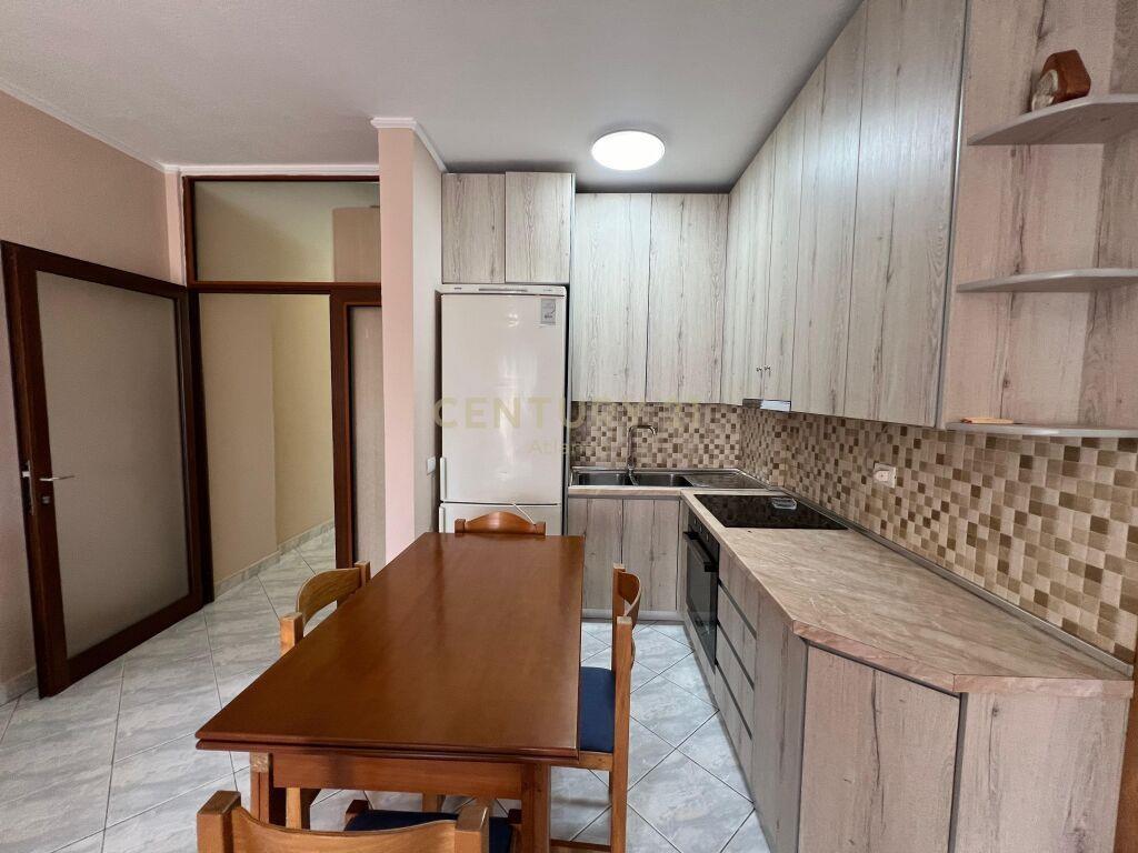 SHITET APARTAMENT 1+1 NE PLAZH ILIRIA !