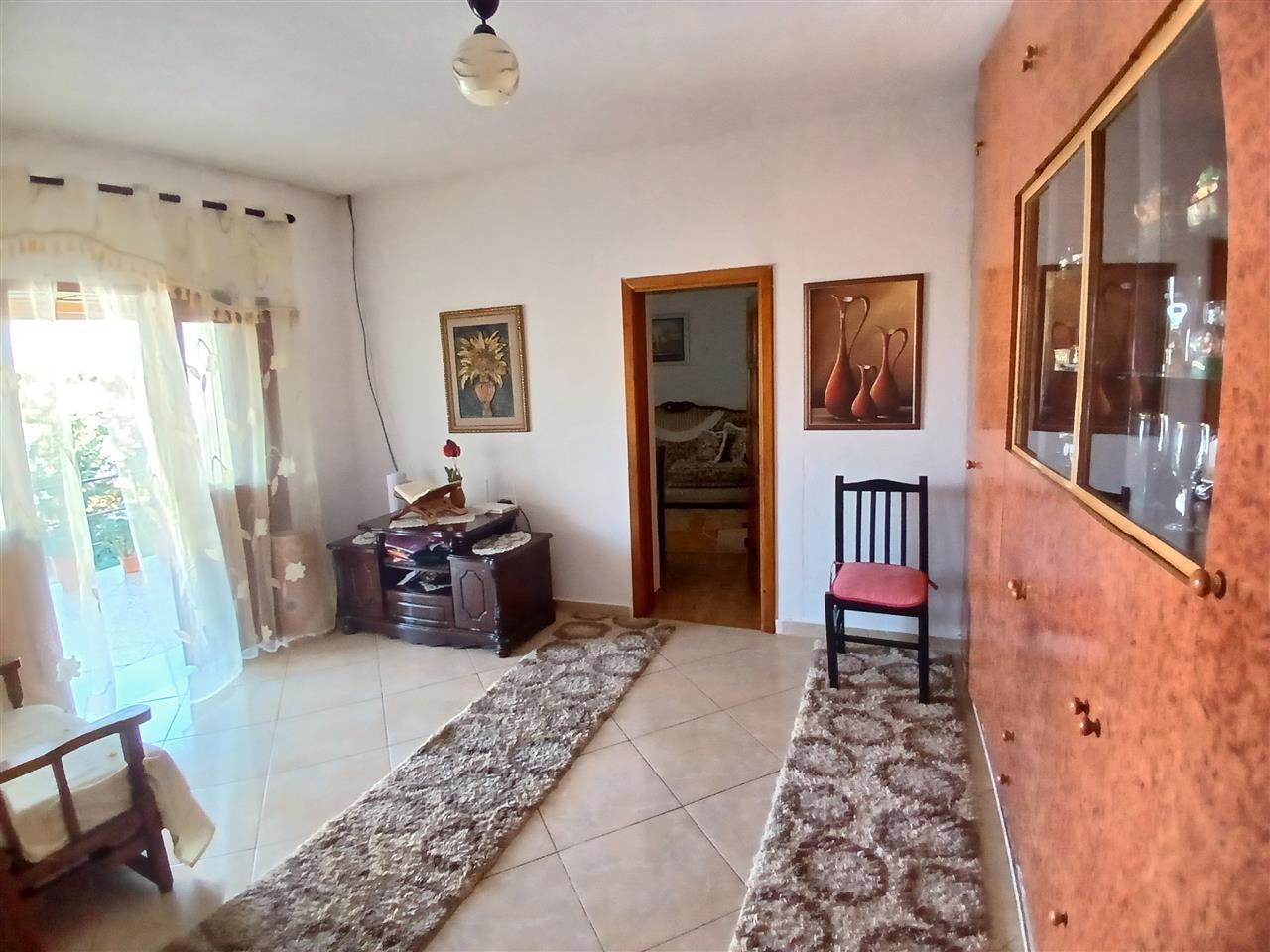 shtëpi në fshatin gështenjas pogradec