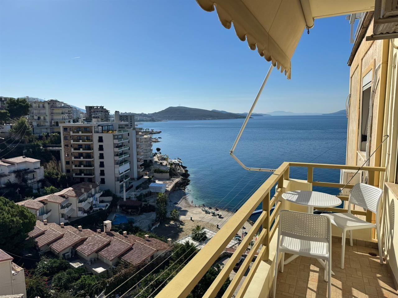 Shitet apartament 1+1 me pamje nga deti