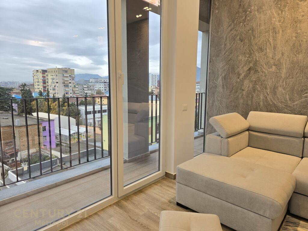 Japim me qira apartament 2+1+2 +post parkimi prane Pazarit t