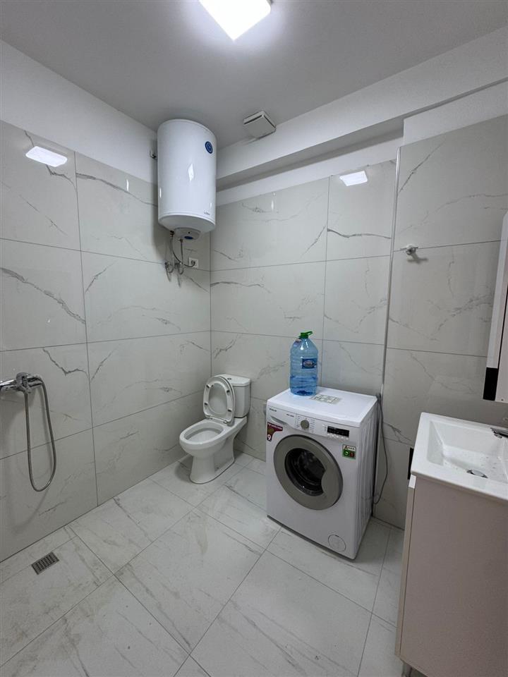 Apartament me qira| Pamje deti| 500