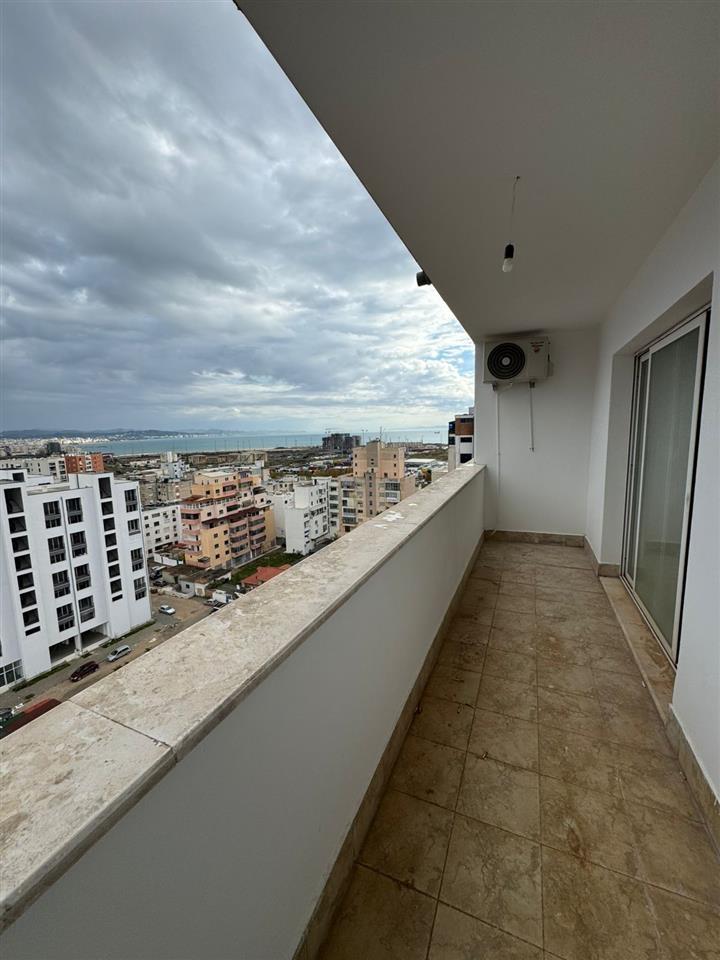 Apartament me qira| Pamje deti| 500