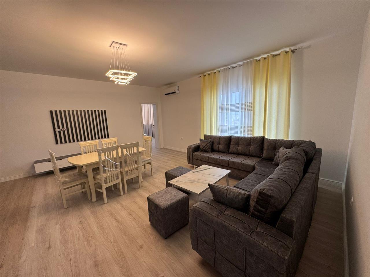 Apartament me qira| Pamje deti| 500