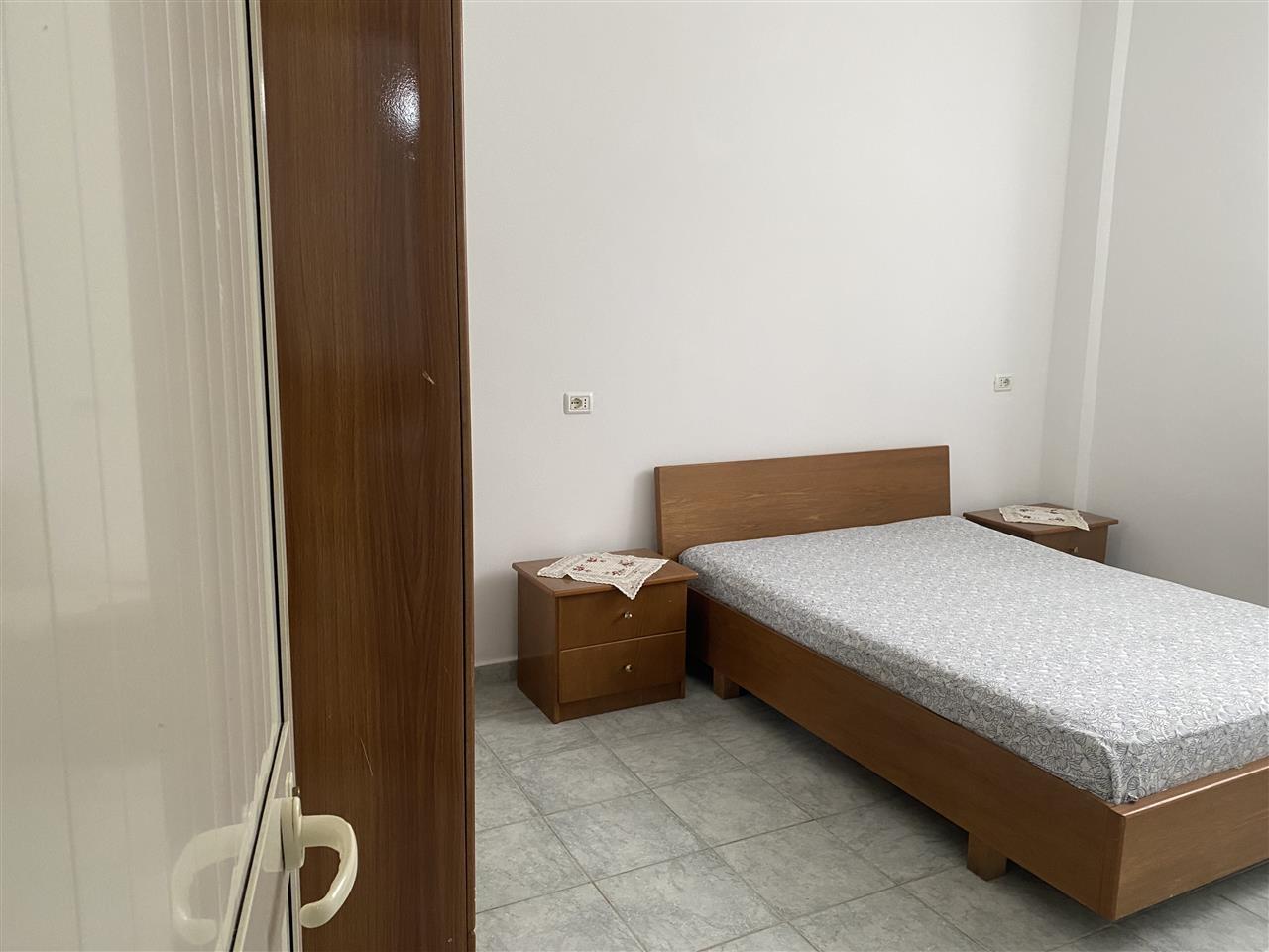 Shtepi me qera ne porcelan