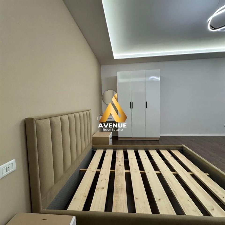 SHITET STUDIO 49,23 M2, E MOBILUAR, PLAZHI I VJETER VLORE.