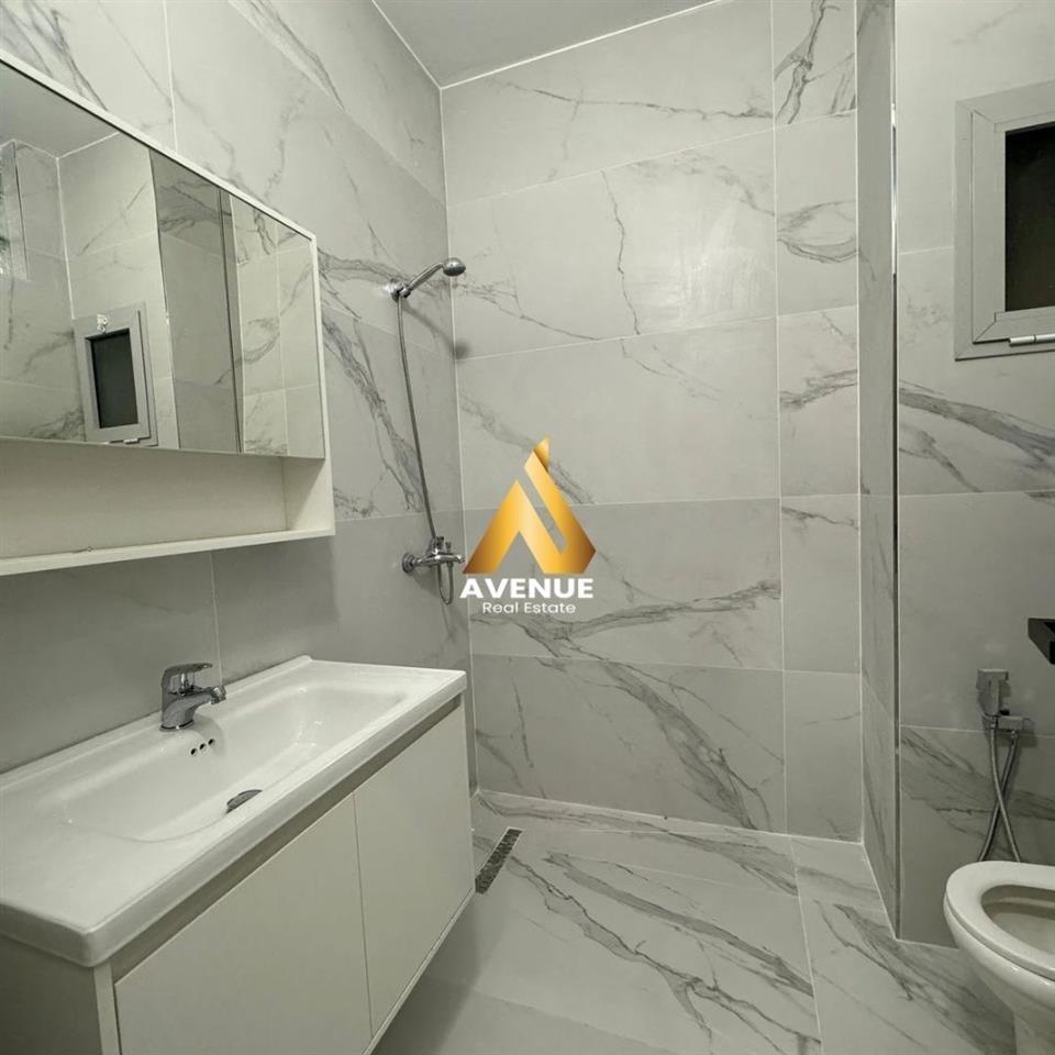 SHITET STUDIO 49,23 M2, E MOBILUAR, PLAZHI I VJETER VLORE.