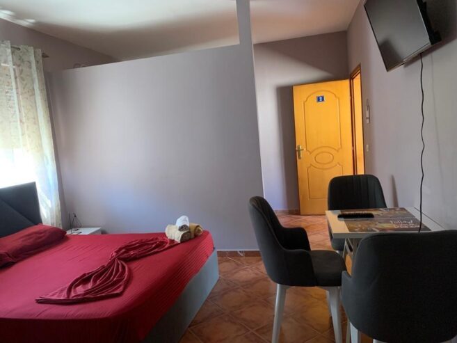 Apartamente & dhoma me qera