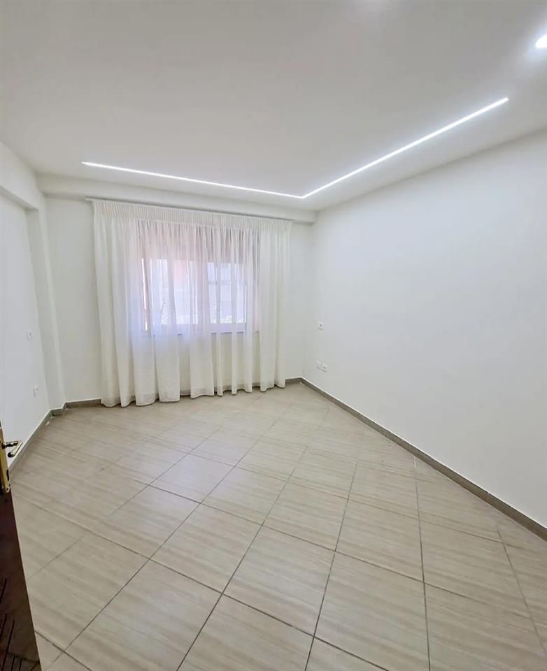 Kavaje,apartament 2+1,shetitorja “Josif Budo”