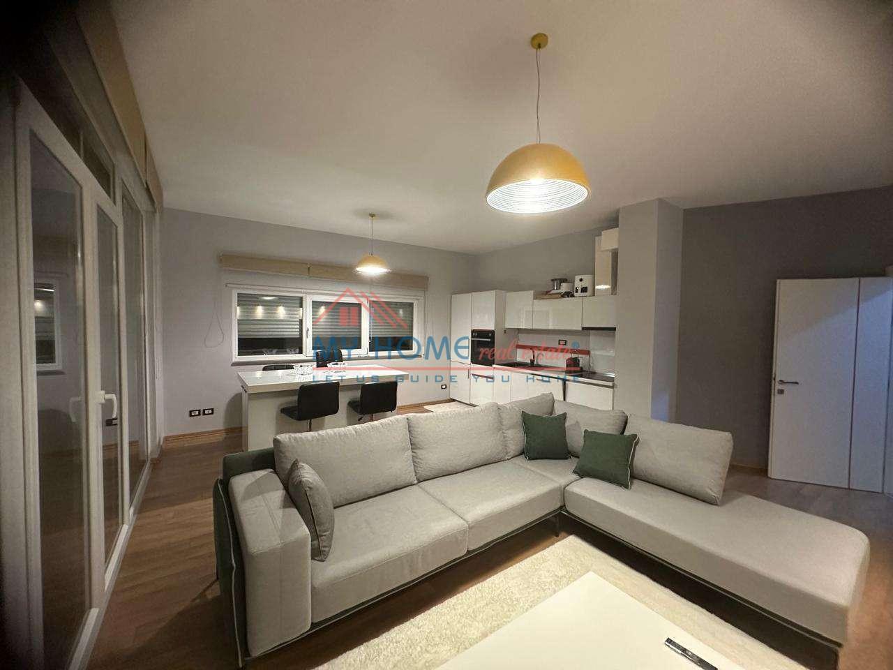 Apartament 2+1 Me Qira Kopshti Botanik Tirane