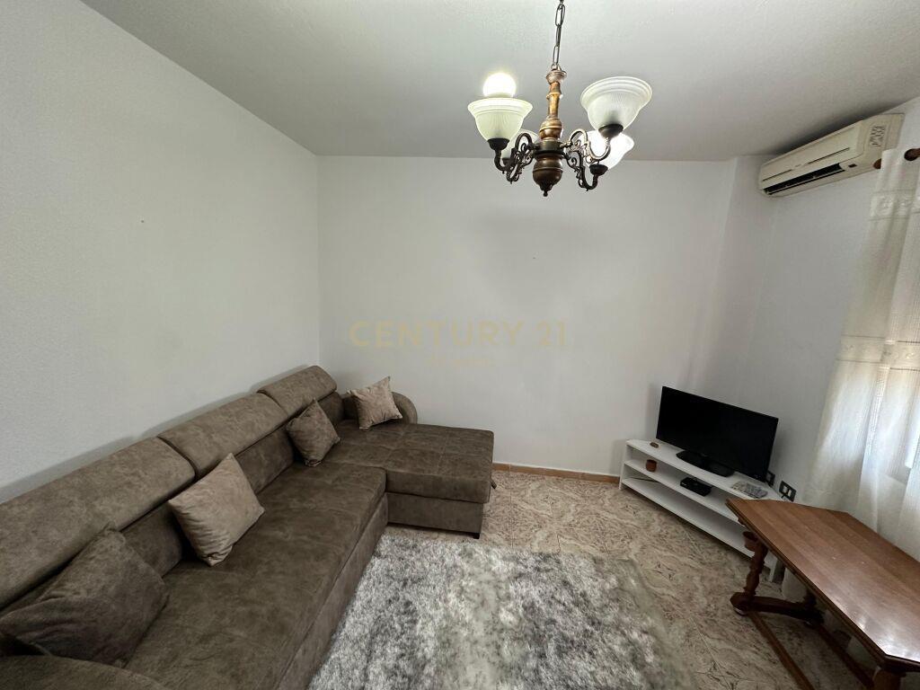 SHITET APARTAMENT 1+1 NE PLAZH HEKURUDHA!