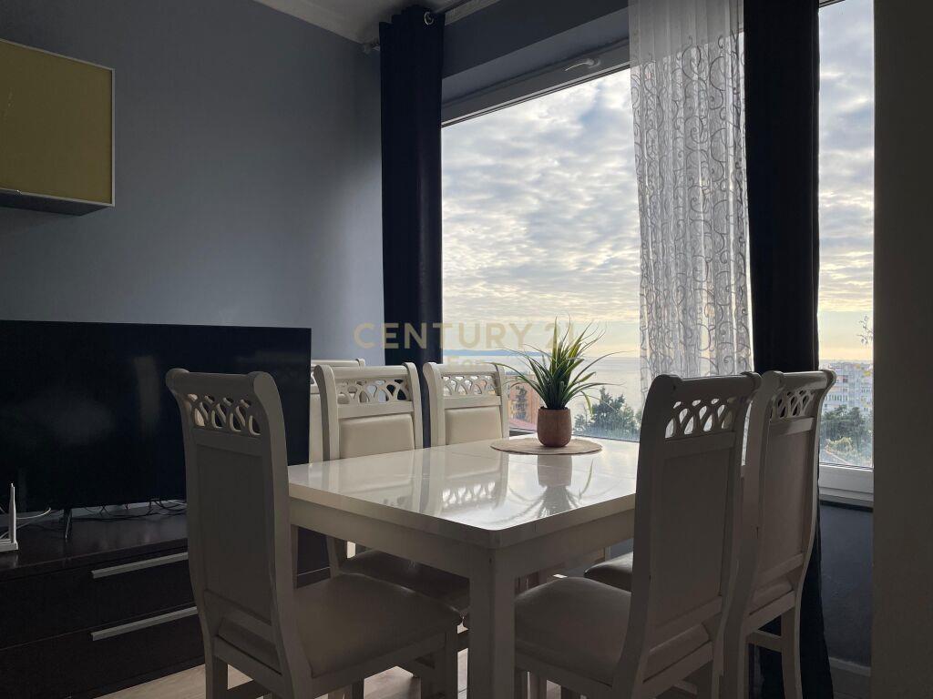 JEPET ME QIRA APARTAMENT 2+1+2 NE VILA ZOGUT, PAMJE DETI!