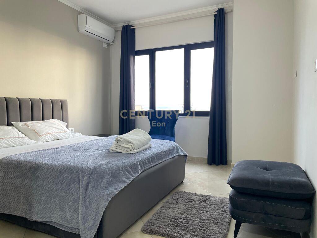 JEPET ME QIRA APARTAMENT 2+1+2 NE VILA ZOGUT, PAMJE DETI!