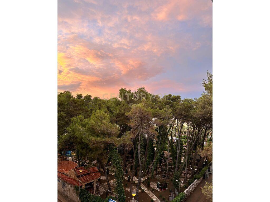 SHITET APARTAMENT 1+1 ME PAMJE DETI ,NE PLAZH ILIRIA!