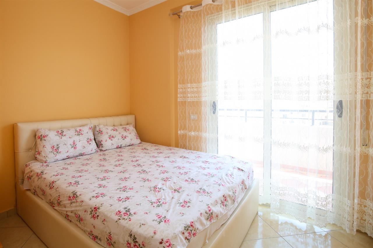 JEPET ME QERA APARTAMENT 2+1 PRANE KLINIKA BAKAJ