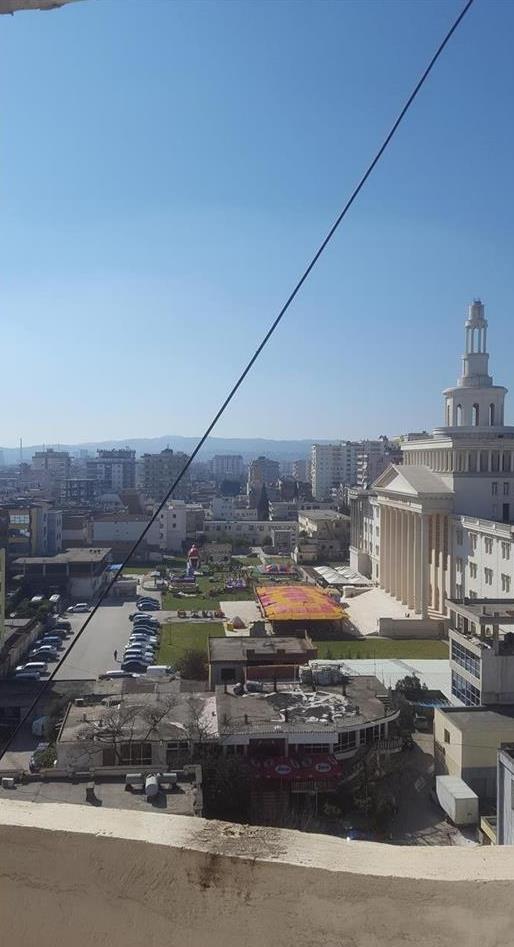 SHITET APARTAMENTI 2+1 PERBALL XHAMIS