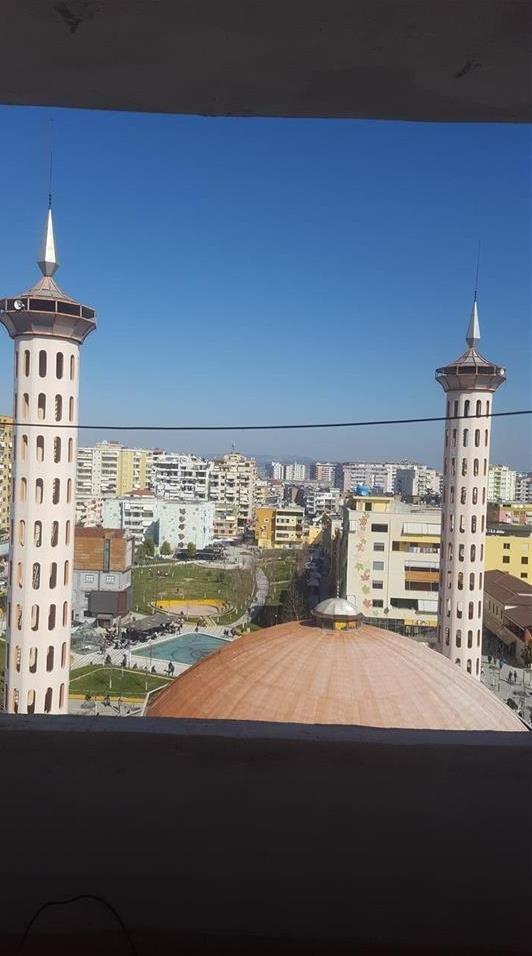 SHITET APARTAMENTI 2+1 PERBALL XHAMIS