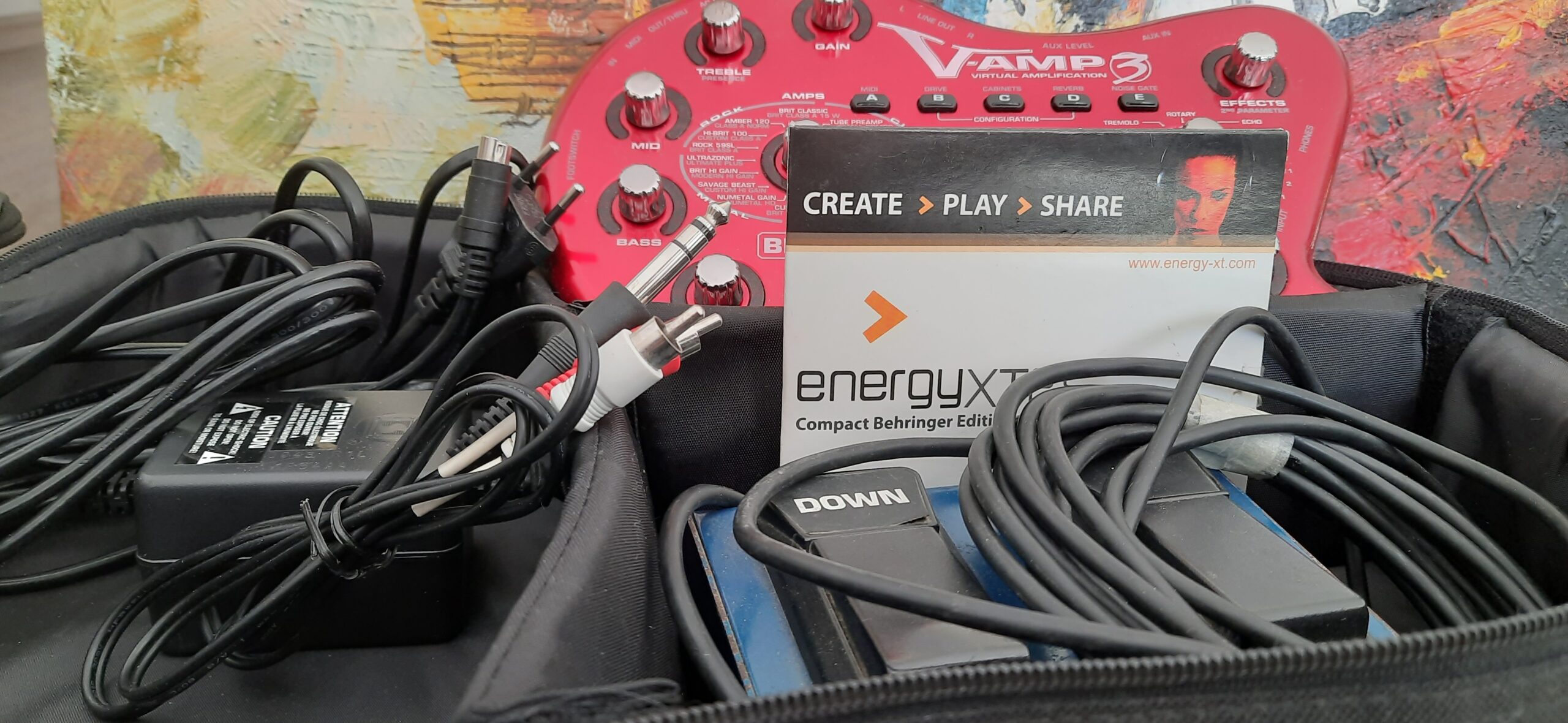 Behringer V-AMP3 Multi-Effects Guitar Pedal