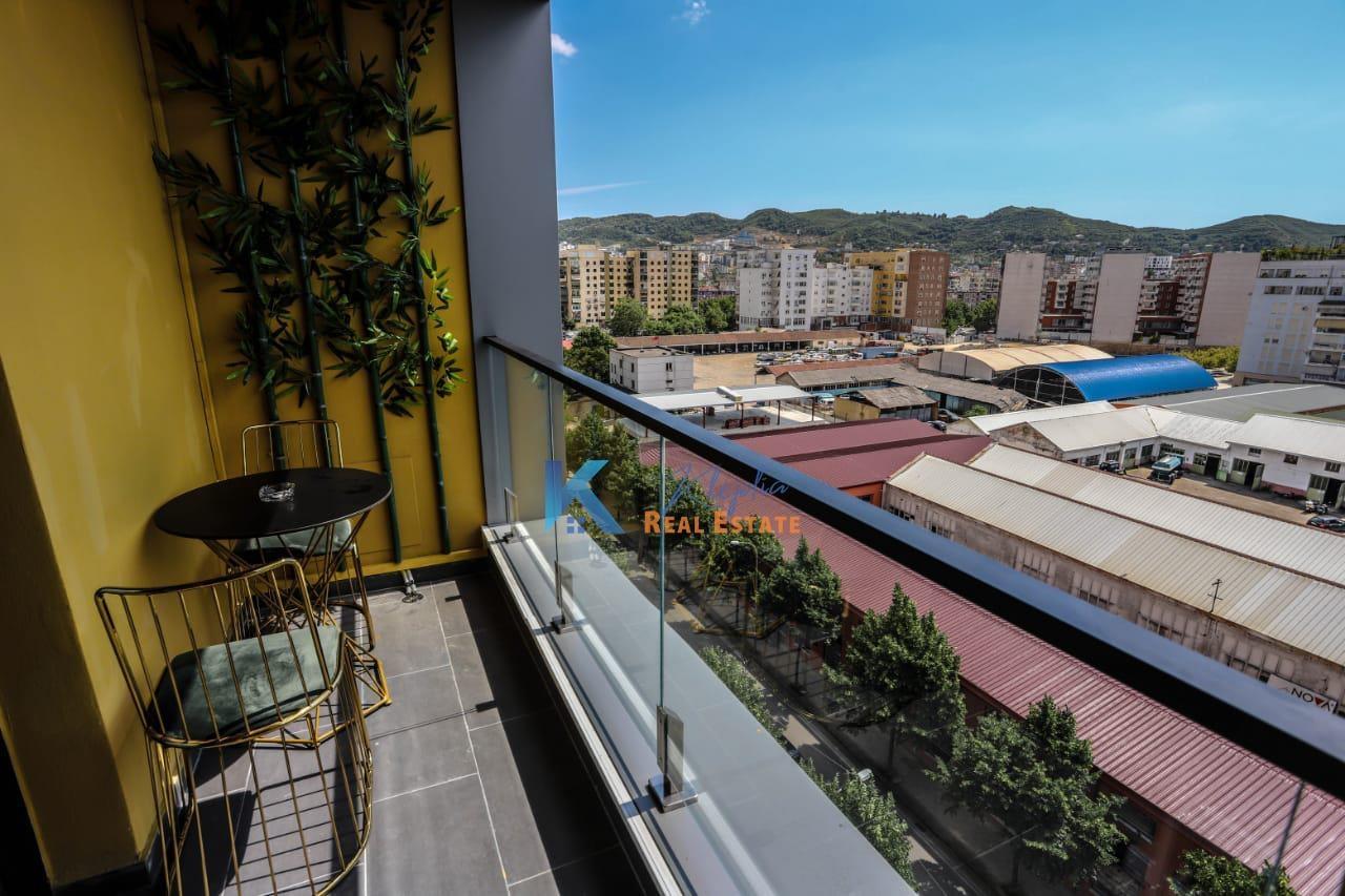 1+1 per qira te Square 21