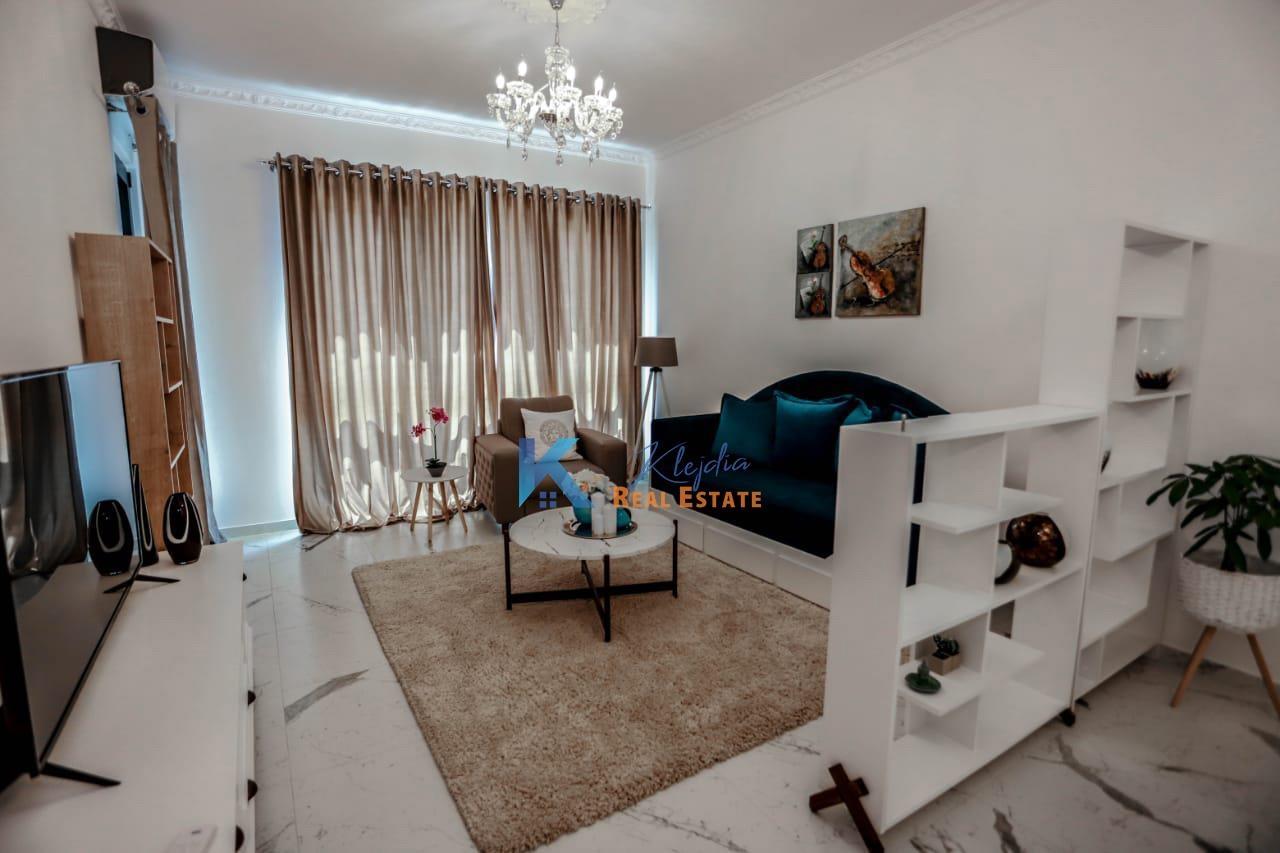 1+1 per qira te Square 21