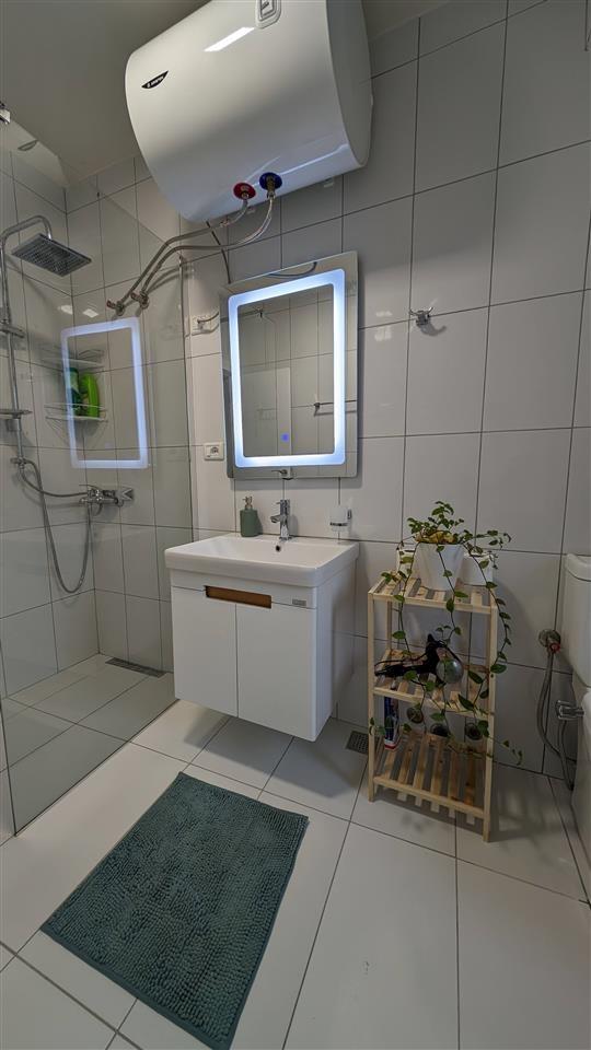 Apartament me qera tek ish stacioni i trenit