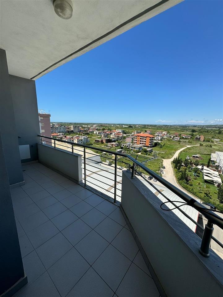 Apartament 3+1 prane Etc Fier