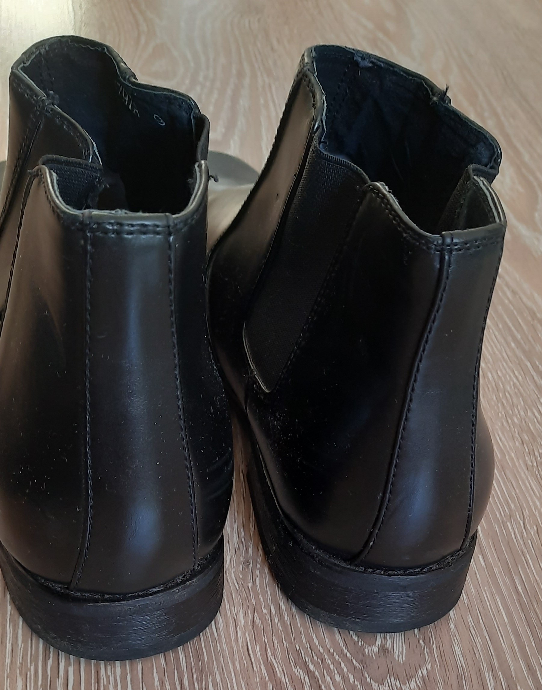 Këpucë Goor Formale – Elegante dhe Klasike