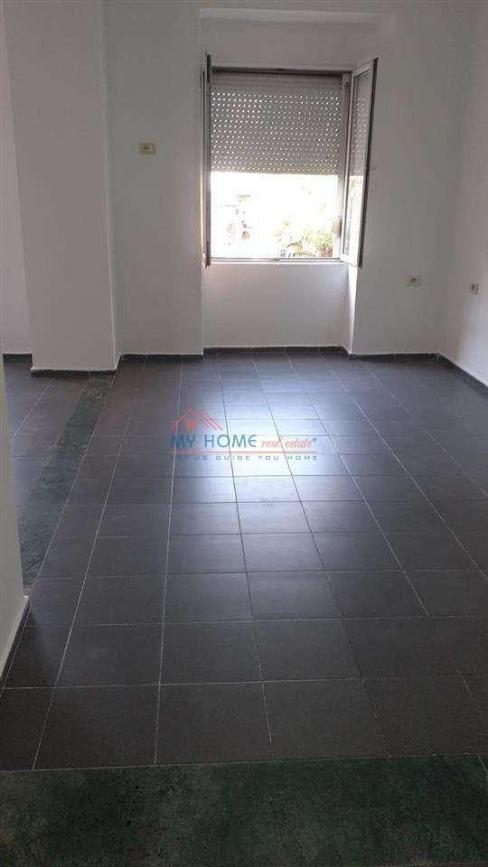 Zyre me qera tek Shallvaret