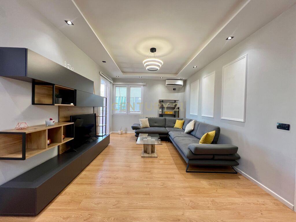 QIRA, APARTAMENT 2+1+2 TE KOPSHTI BOTANIK❗️