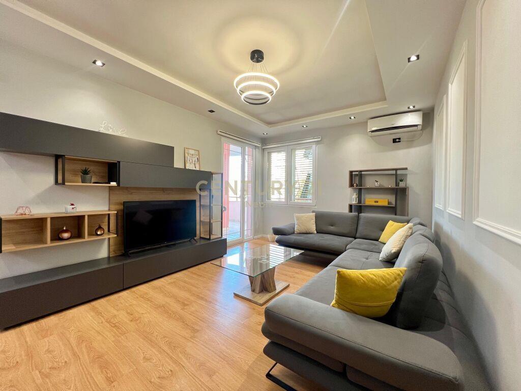 QIRA, APARTAMENT 2+1+2 TE KOPSHTI BOTANIK❗️