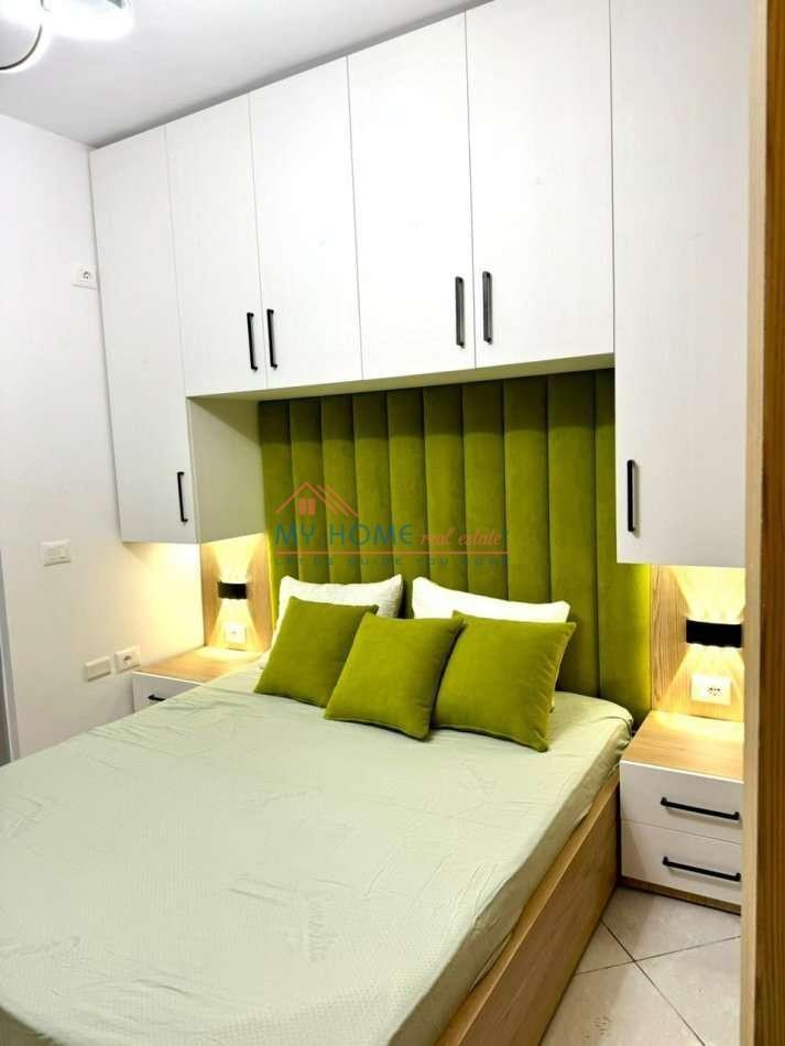 Garsionere me Qera Komuna e Parisit Tirane