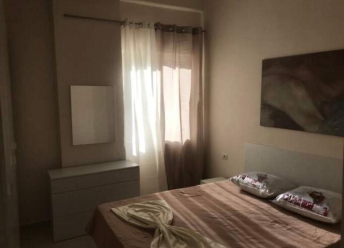 Jepet me qera apartament 1+1, Fresk