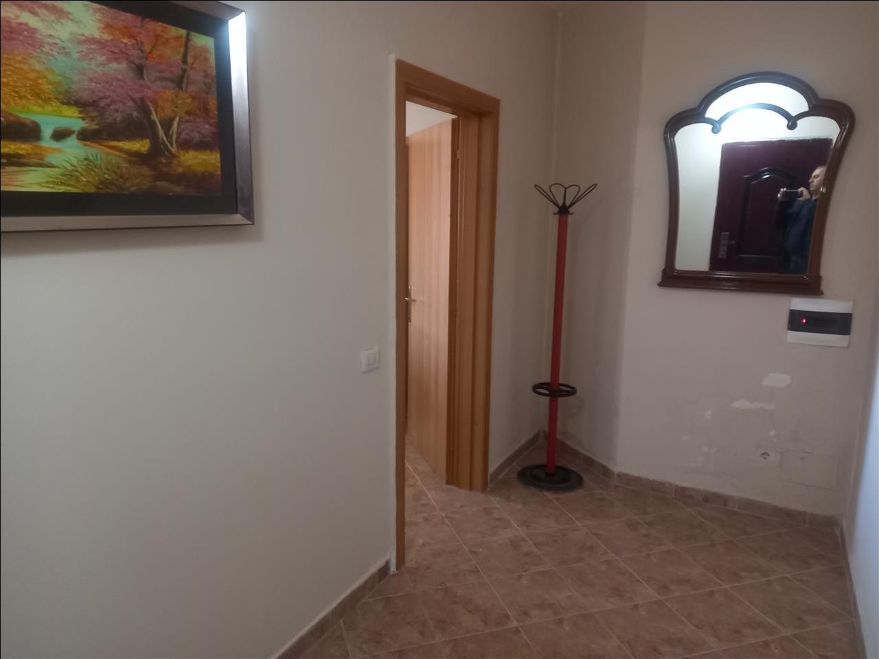 Qera 2+1+verande qender