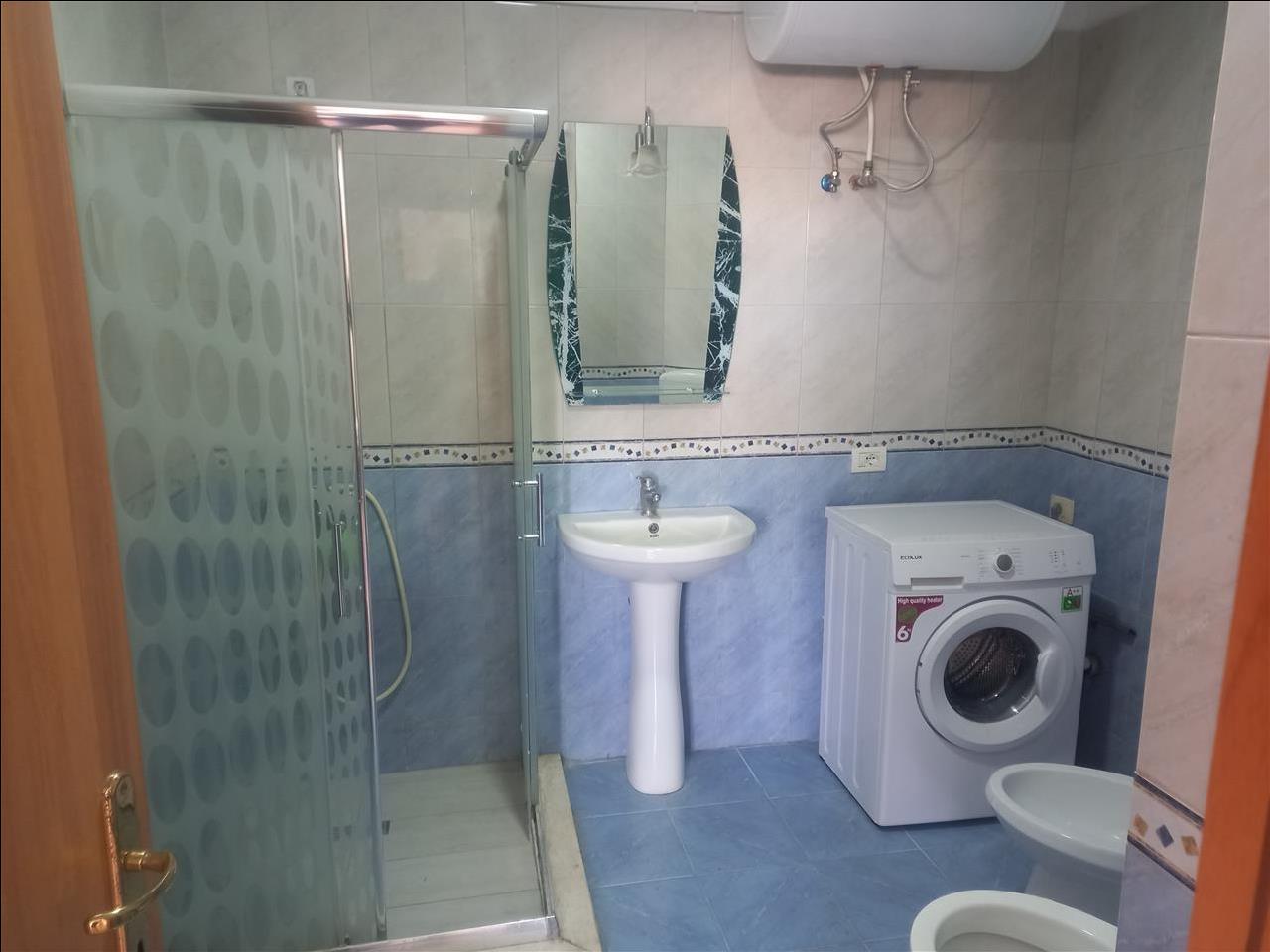 Qera 2+1+verande qender