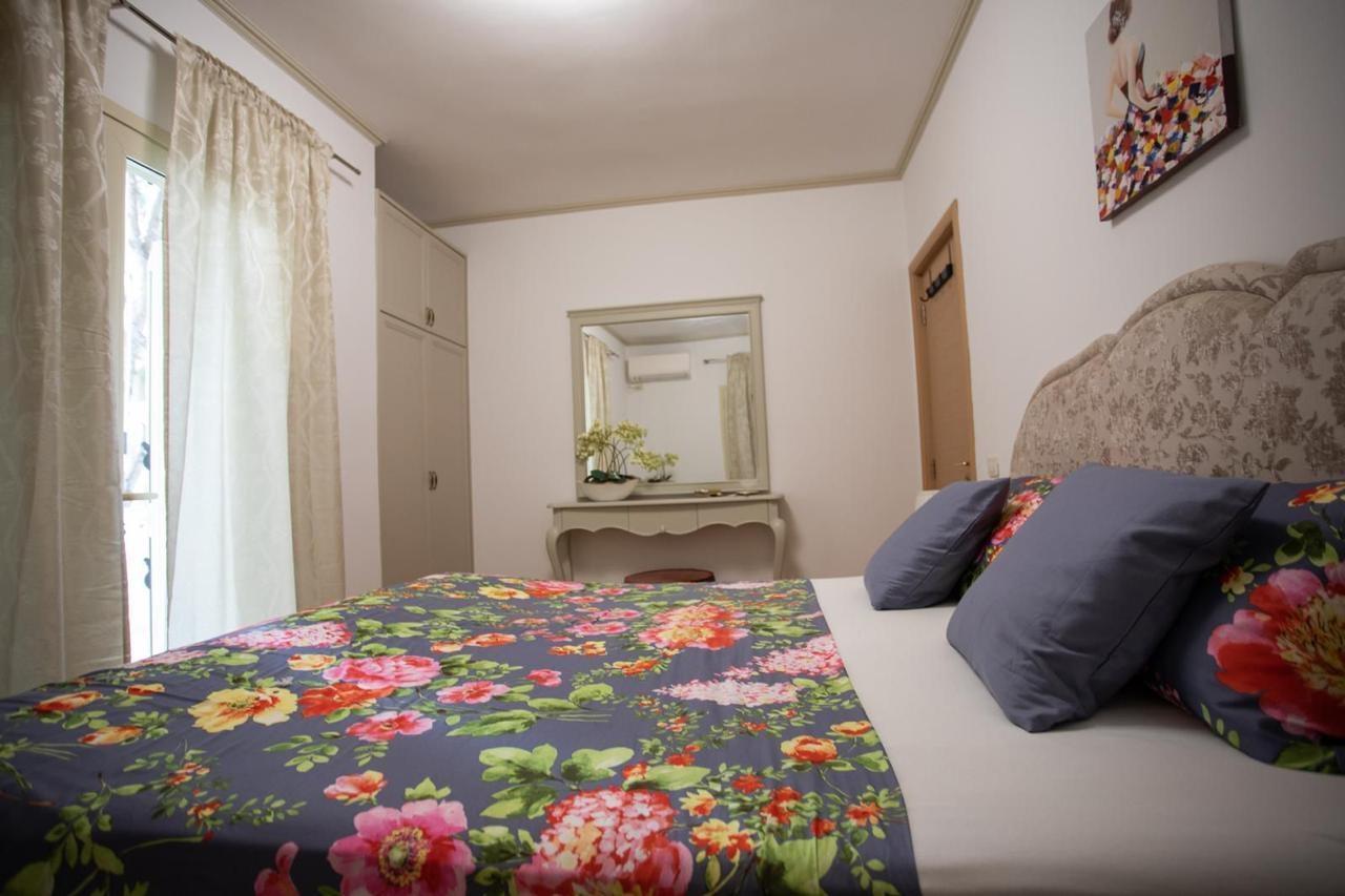 Jepet me qira Vile tek Kompleksi Diell ne zonen e Qerretit,K