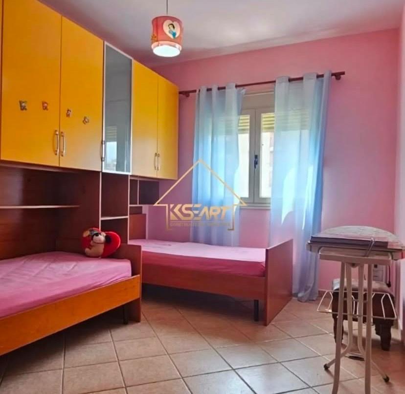 Shitet Apartament