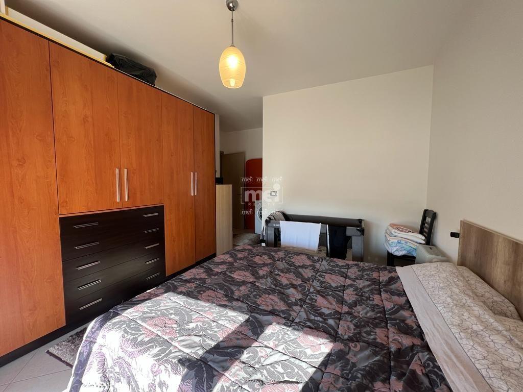 JEPET ME QIRA APARTAMENT 2+1+2 PRANE SHKOLLES “EFTALI KOCI”