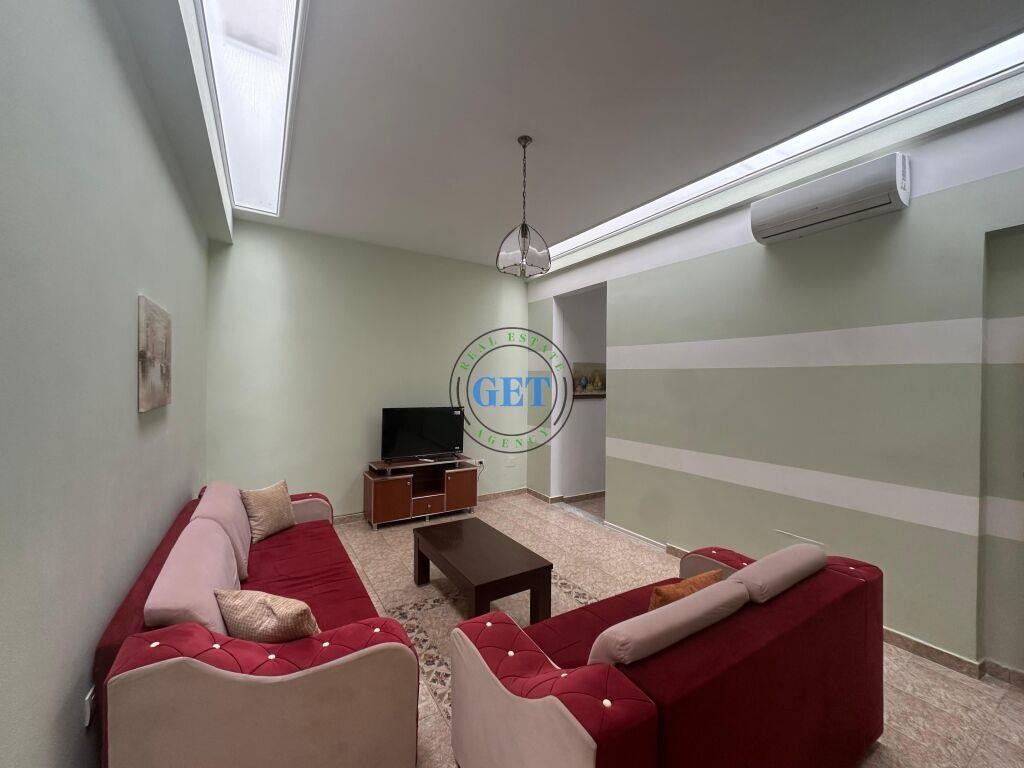 Qira, Apartament 1+1,Sheshi Pranvera , Durres.