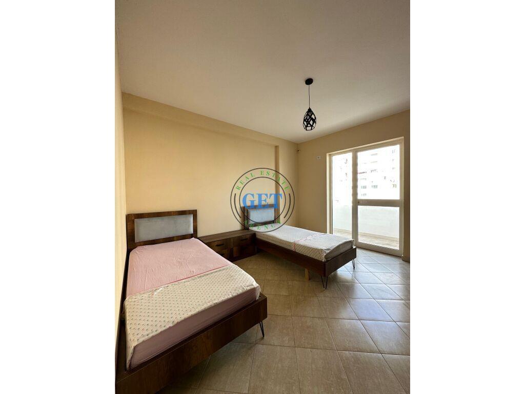 Qira, Apartament 3+1+2 Tualete,Ish-URT, Durres!