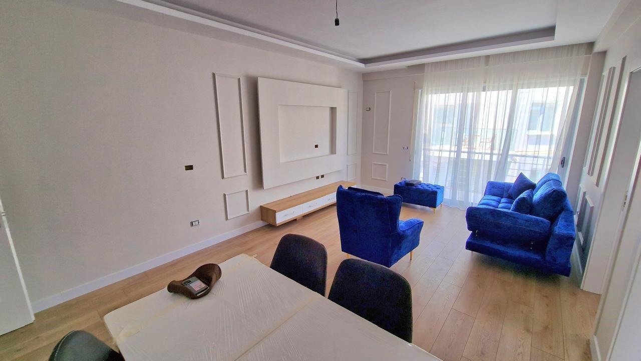 Shitet ap 2+1 prane Sunset Vlore