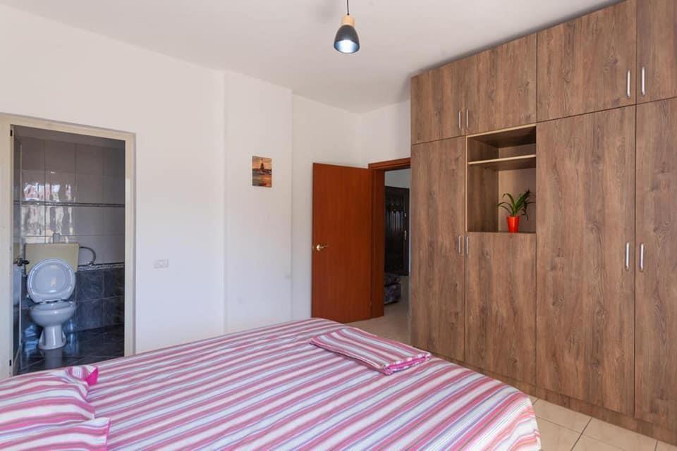JEPET ME QERA APARTAMENT NE VOLLGA DURRES!