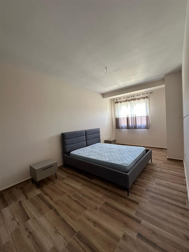 SHITET APARTAMENTI 1+1 TEK MALI I ROBIT,NE GOLEM!